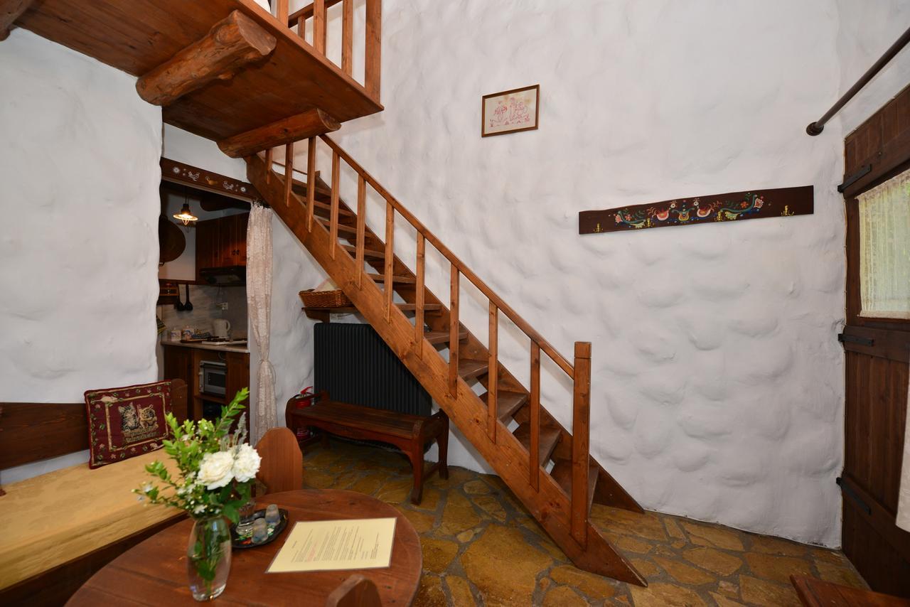 Viglatoras Appartement Sárkhos Buitenkant foto