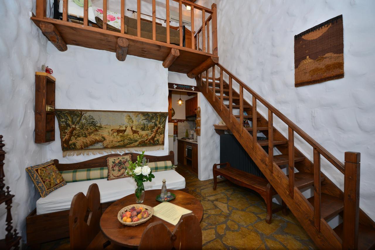 Viglatoras Appartement Sárkhos Buitenkant foto