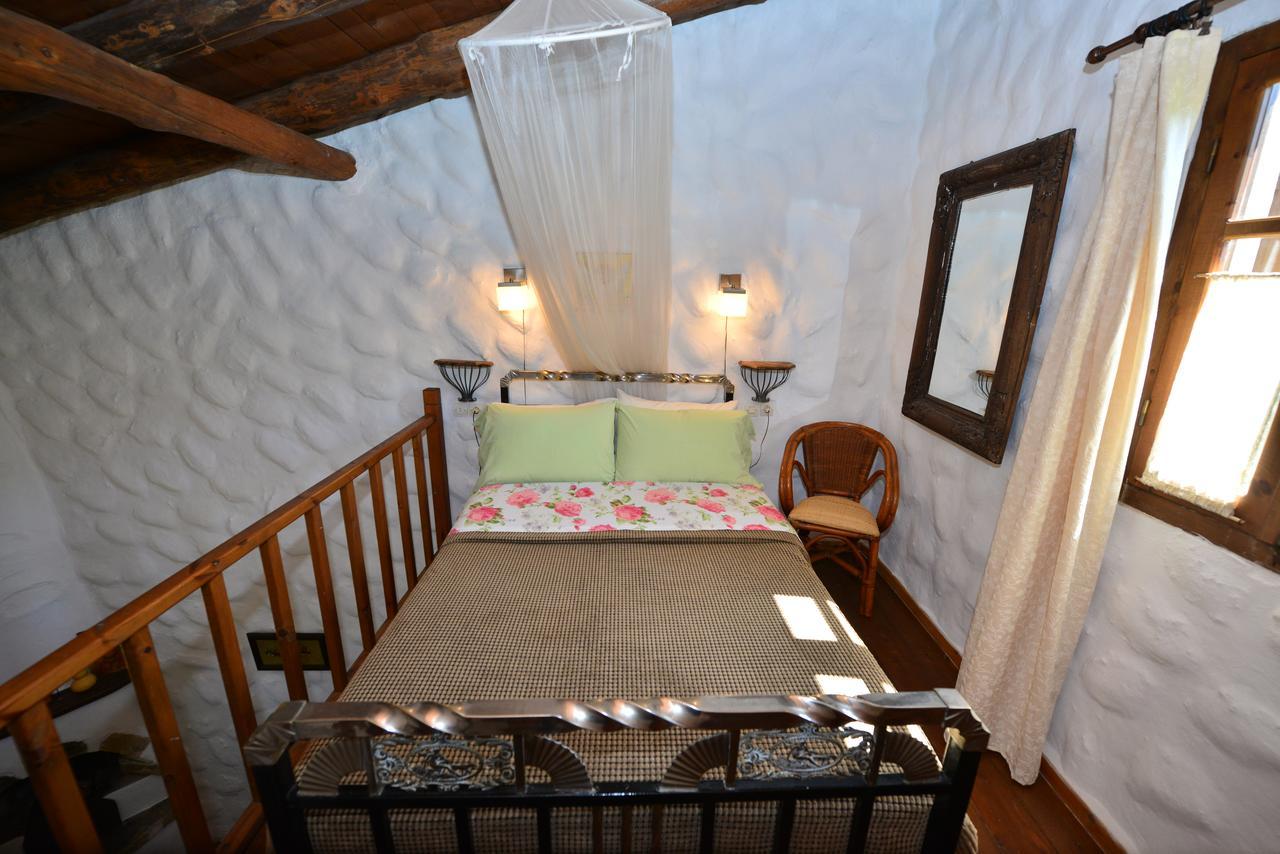 Viglatoras Appartement Sárkhos Buitenkant foto