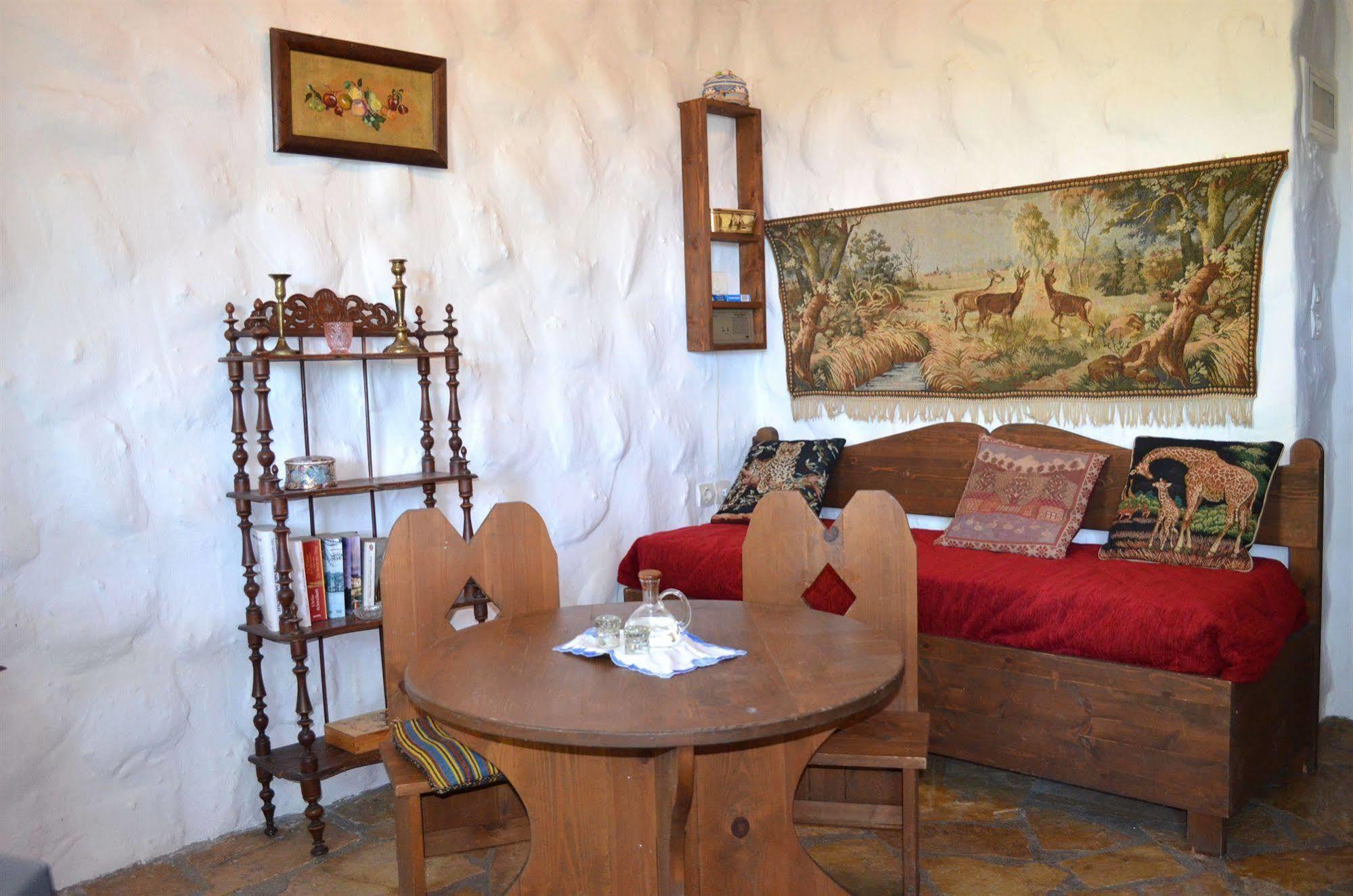 Viglatoras Appartement Sárkhos Buitenkant foto