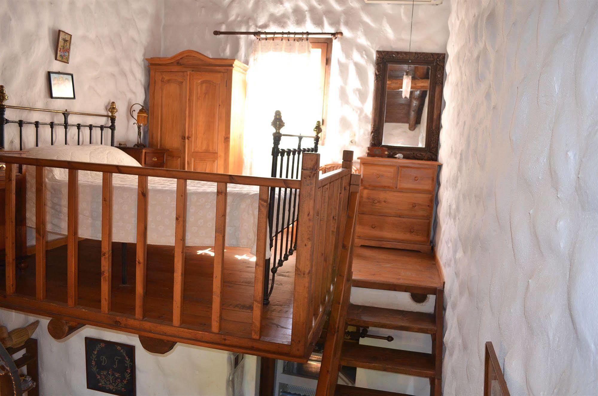 Viglatoras Appartement Sárkhos Buitenkant foto